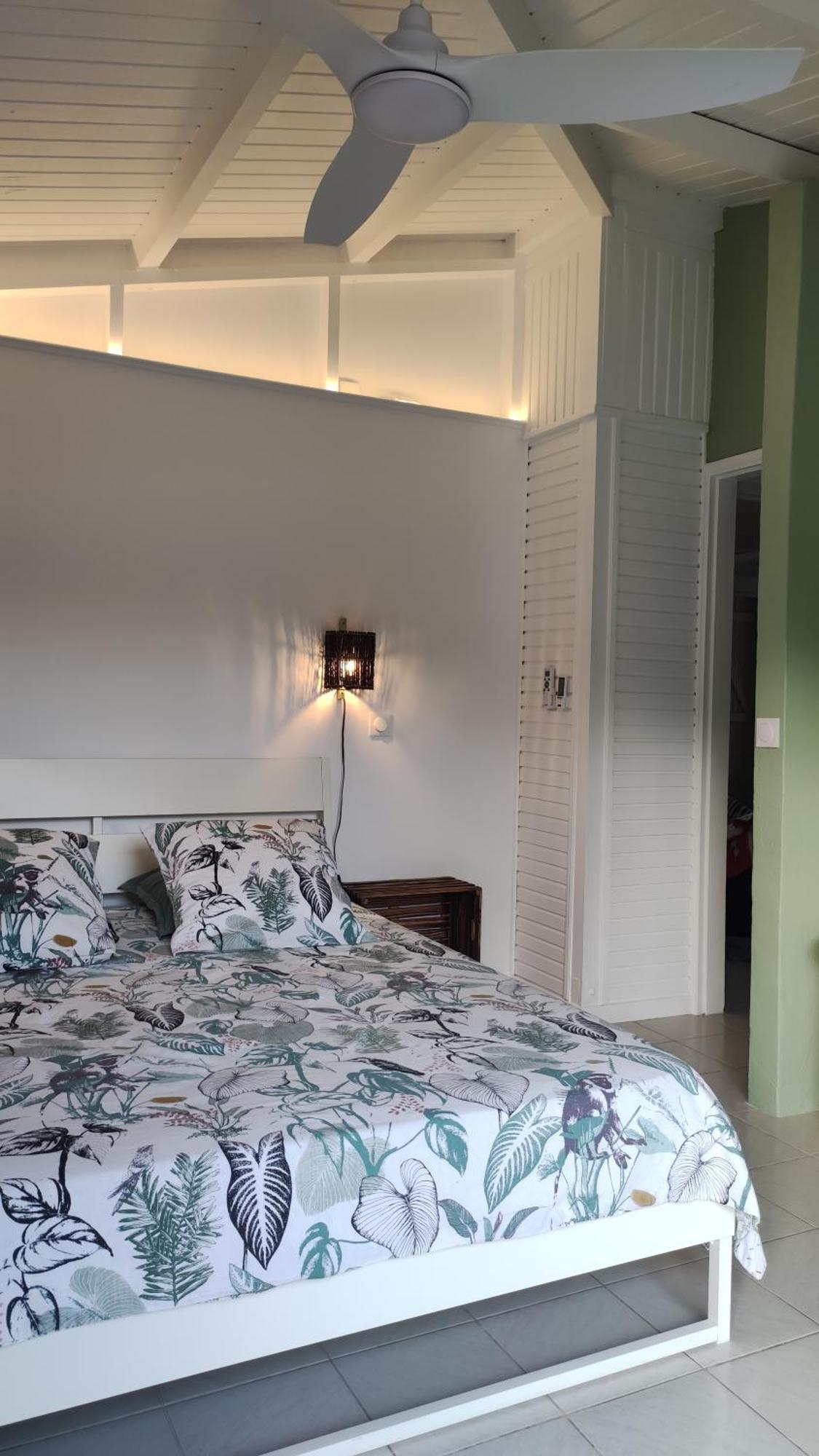 Les Coulirooms - Suite Avec Jacuzzi Et Grande Terrasse Сент-Анн Экстерьер фото